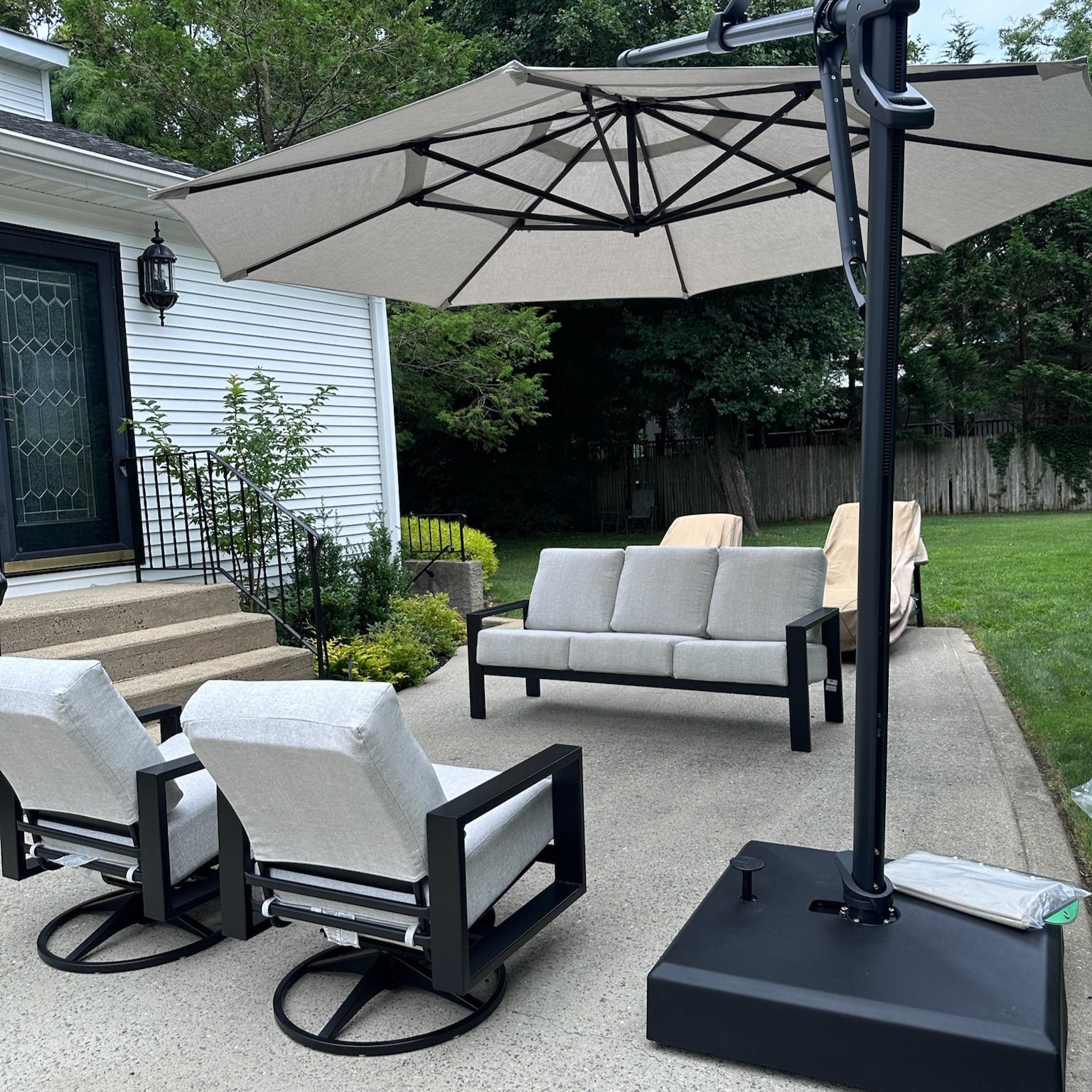 base for 11 ft patio umbrella LAUSAINT HOME Outdoor Umbrella, Deluxe Curvy Cantilever with 360 Rotation Experience with this 11 11' Patio Umbrella Replacement Aluminum
