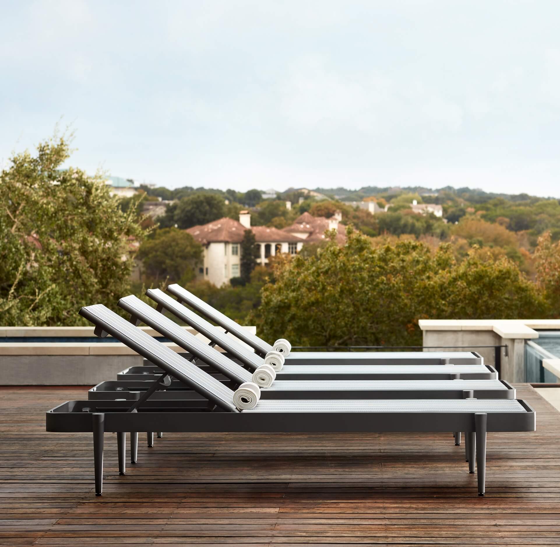 Woodard Daytona Chaises