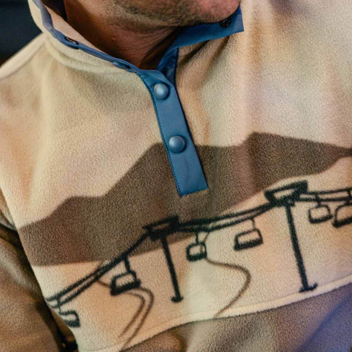 Jack & Sage Ascent Fleece in Chesnut, detail
