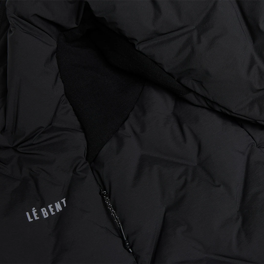 Le Bent Mens Pramecou Down Hooded Jacket in Black, detail view