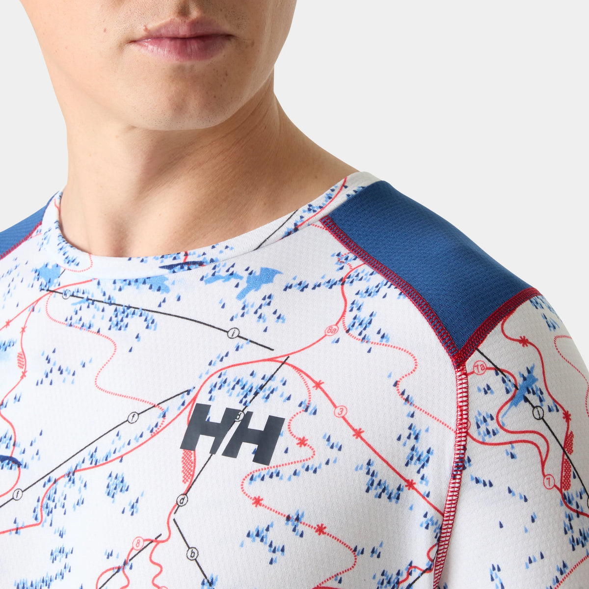 Helly Hansen Lifa Active Crew in White Slope Map Aop, detail