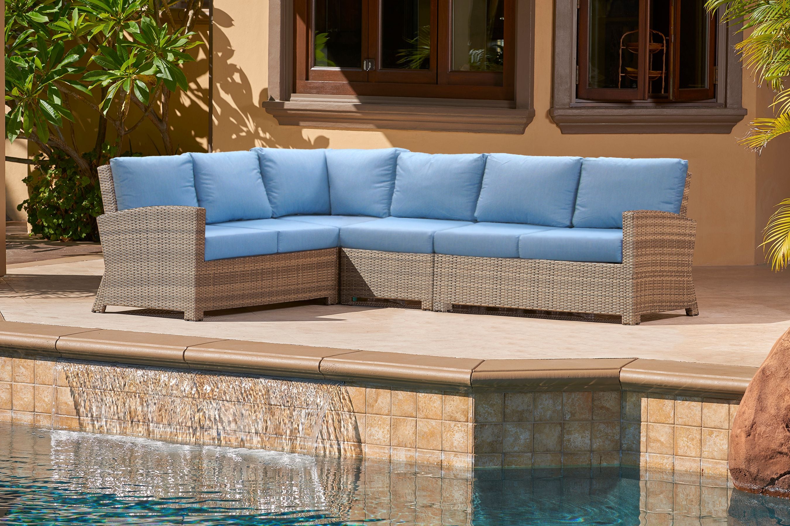North Cape Cabo Sectional Middle Chair